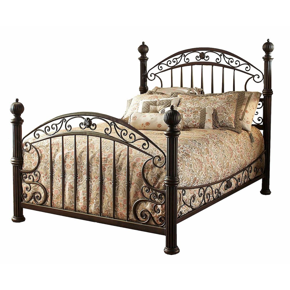 Chesapeake Bed Set - King - w/Rails. Picture 1