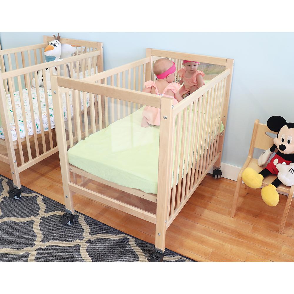 I-See-Me Infant Crib. Picture 3