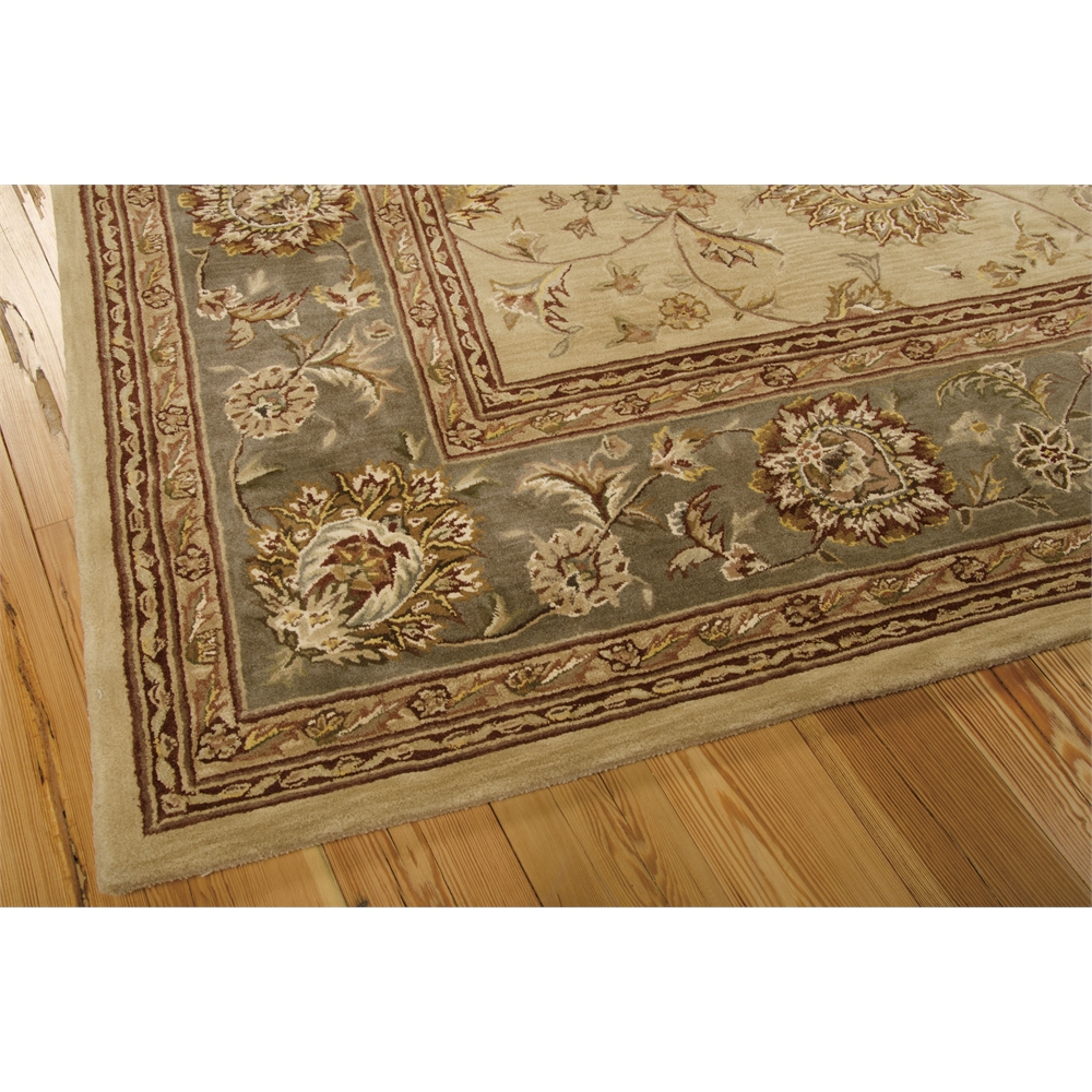 2000 Beige Area Rug. The main picture.