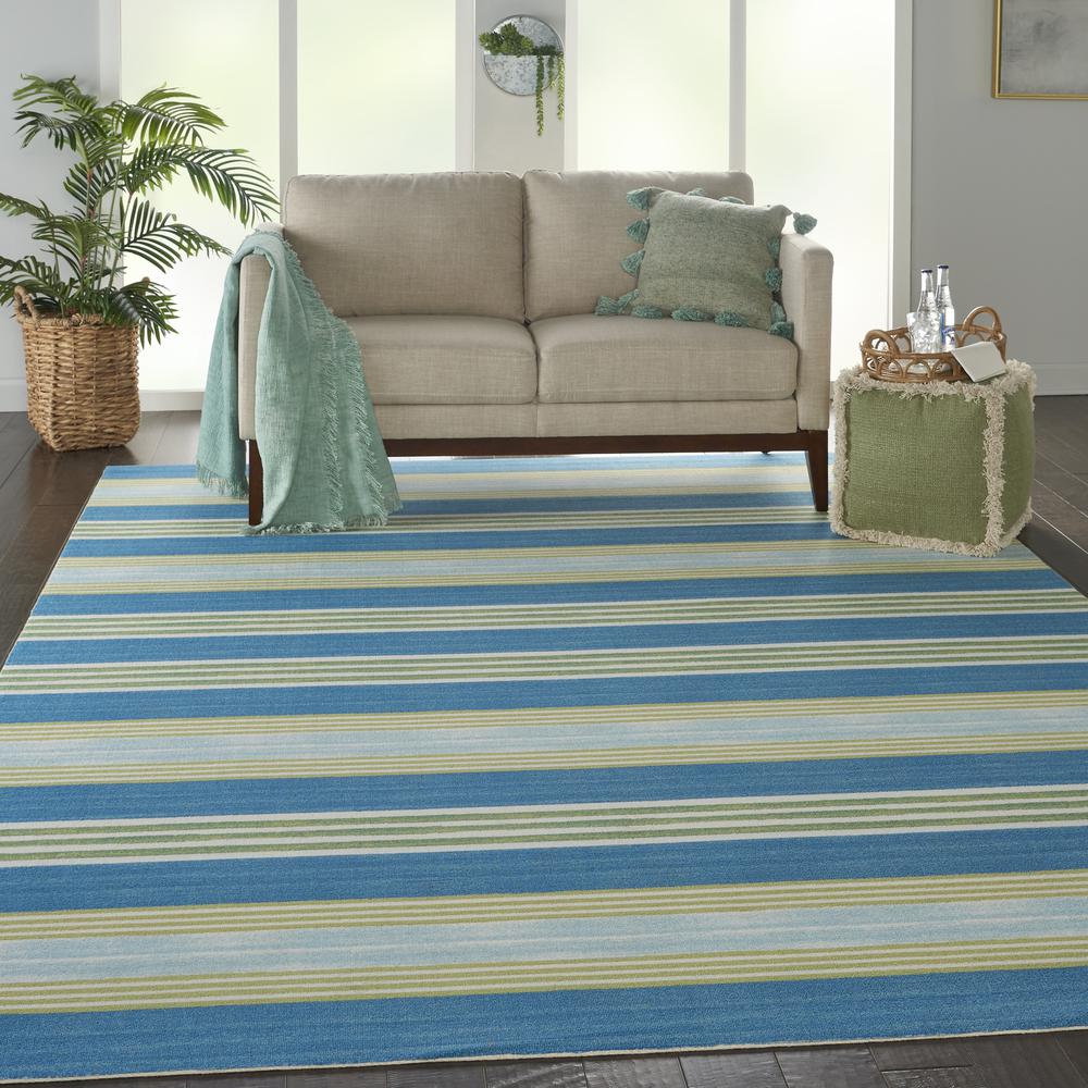 Sun N Shade Area Rug, Green/Teal, 10' x 13'. Picture 6