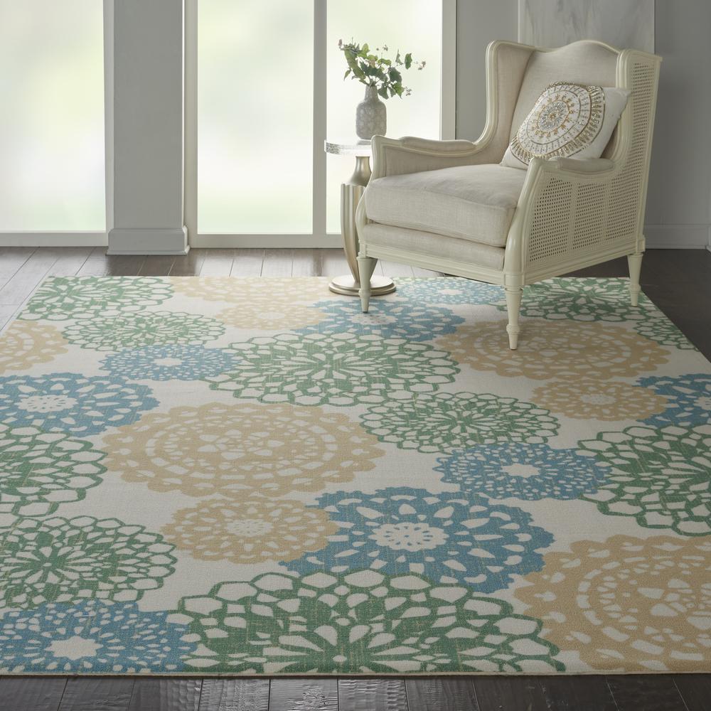 Sun N Shade Area Rug, Ivory/Gold, 10' x 13'. Picture 3