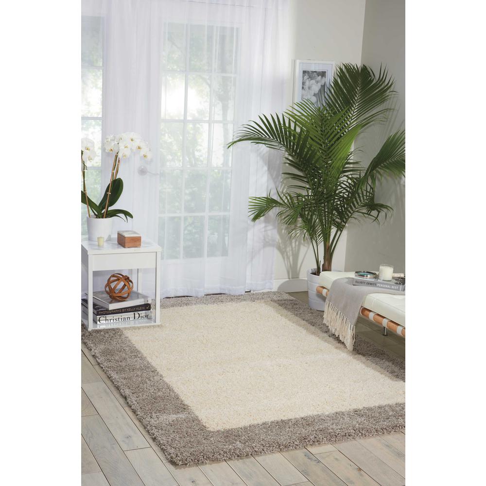 Amore Area Rug, Ivory/Silver, 3'11" x 5'11". Picture 3