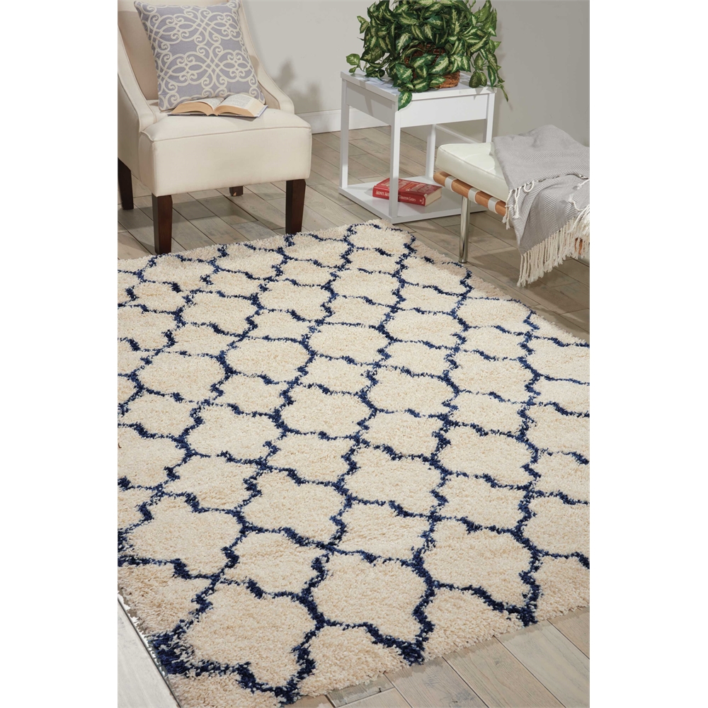 Amore Area Rug, Ivory/Blue, 5'3" x 7'5". Picture 13