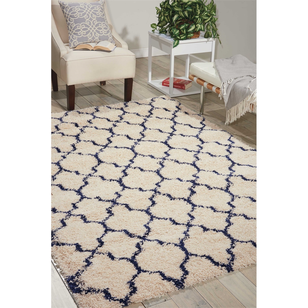 Amore Area Rug, Ivory/Blue, 5'3" x 7'5". Picture 6