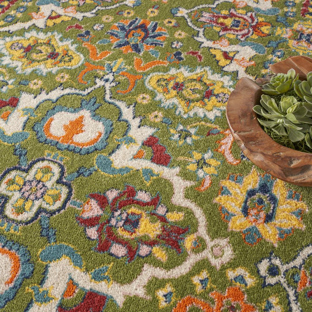 Bohemian Round Area Rug, 8' x Round. Picture 9