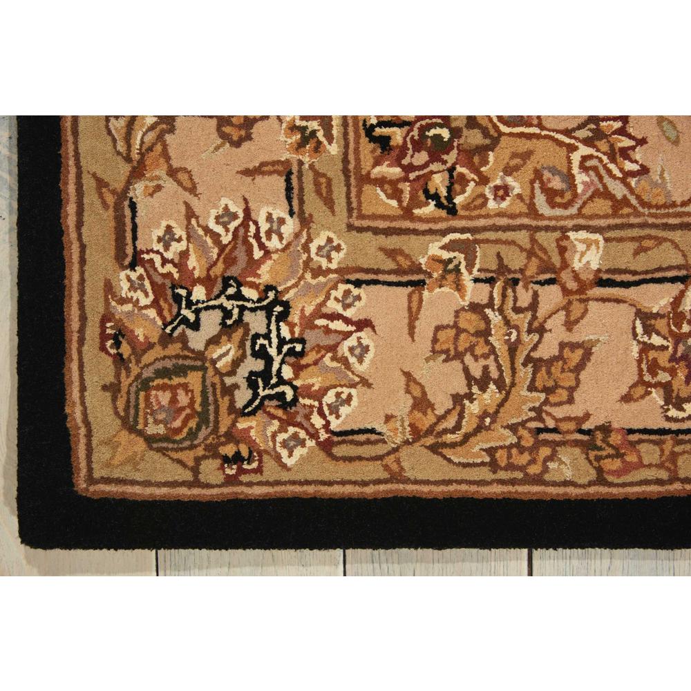 Traditional Rectangle Area Rug, 3' x 4'. Picture 4