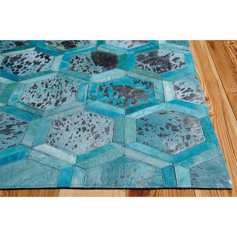 City Chic Area Rug, Turquoise, 5'3" x 7'5". Picture 5
