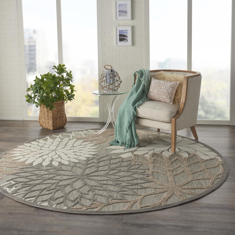 Nourison Aloha Indoor/Outdoor Round Area Rug, 7'10" x ROUND, Natural. Picture 9