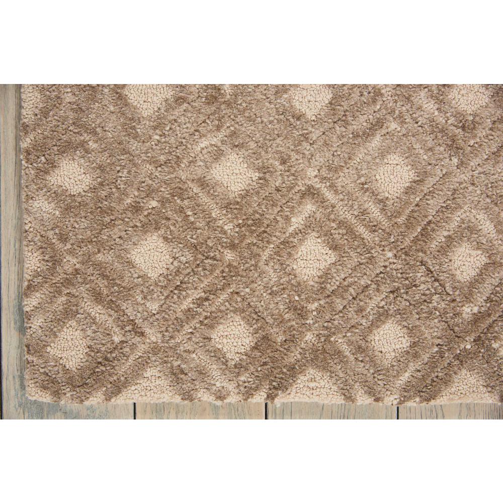 Modern Deco Area Rug, Taupe, 5'3" x 7'4". Picture 2
