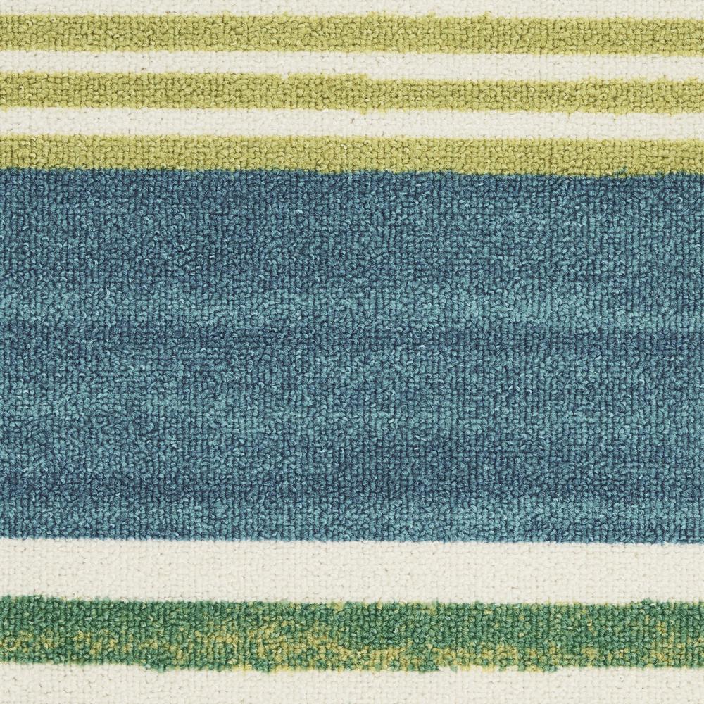 Sun N Shade Area Rug, Green/Teal, 5'3" x 7'5". Picture 6