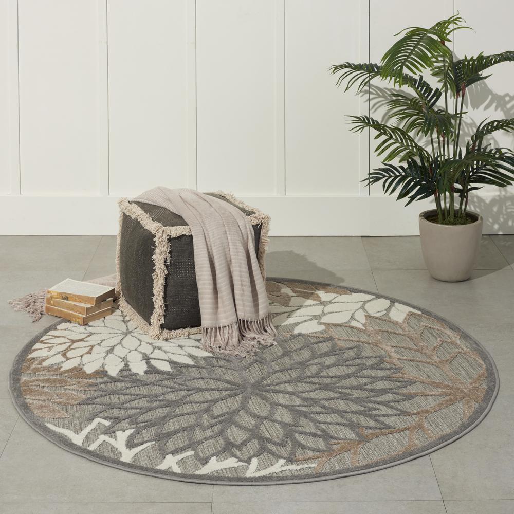 Nourison Aloha Indoor/Outdoor Round Area Rug, 5'3" x ROUND, Natural. Picture 10