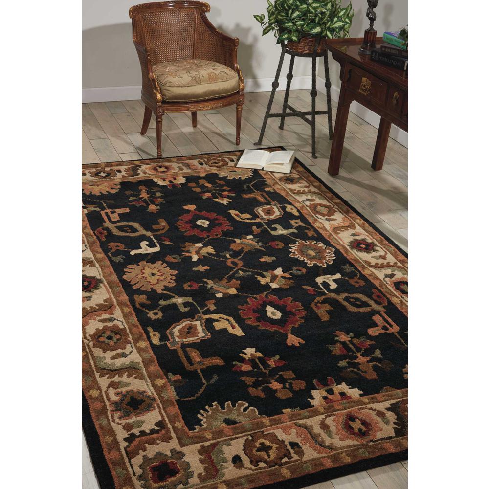Tahoe Area Rug, Black, 5'6" x 8'6". Picture 2