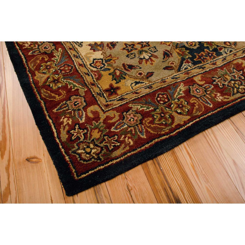 Traditional Rectangle Area Rug, 5' x 8'. Picture 3