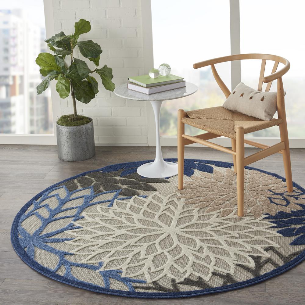 Nourison Aloha Indoor/Outdoor Round Area Rug, 4' x ROUND, Blue/Multicolor. Picture 9