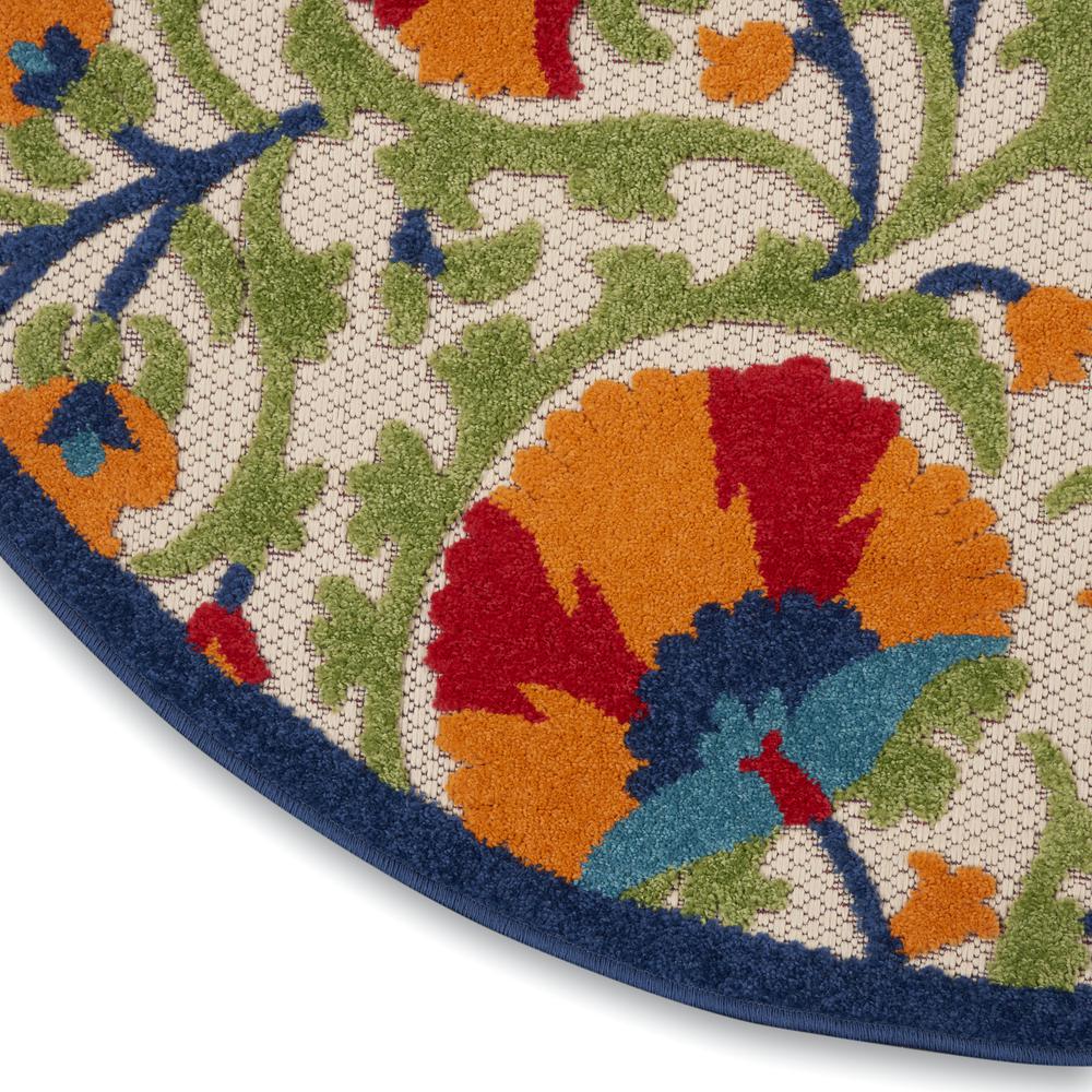 Transitional Round Area Rug, 4' x Round. Picture 6