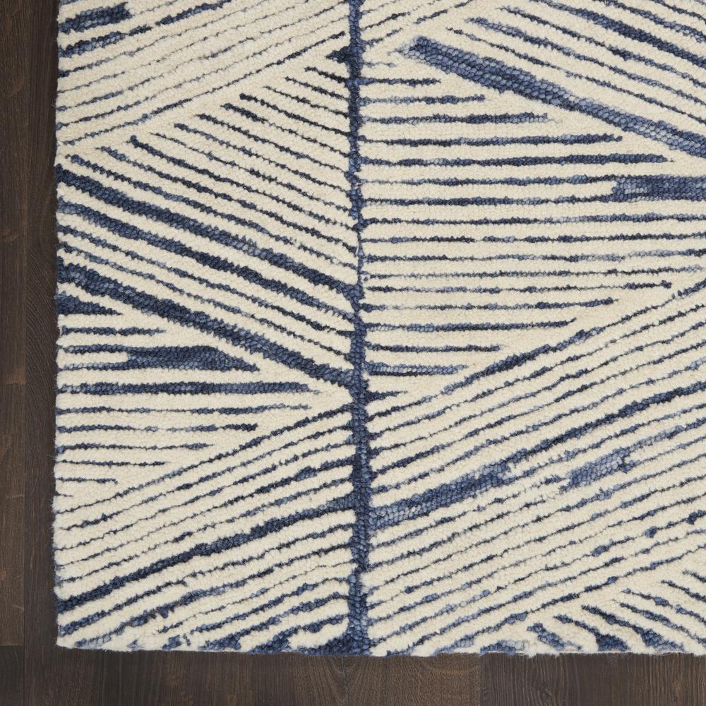 Modern Rectangle Area Rug, 5' x 7'. Picture 5