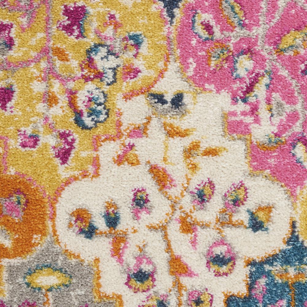 Bohemian Rectangle Area Rug, 4' x 6'. Picture 7