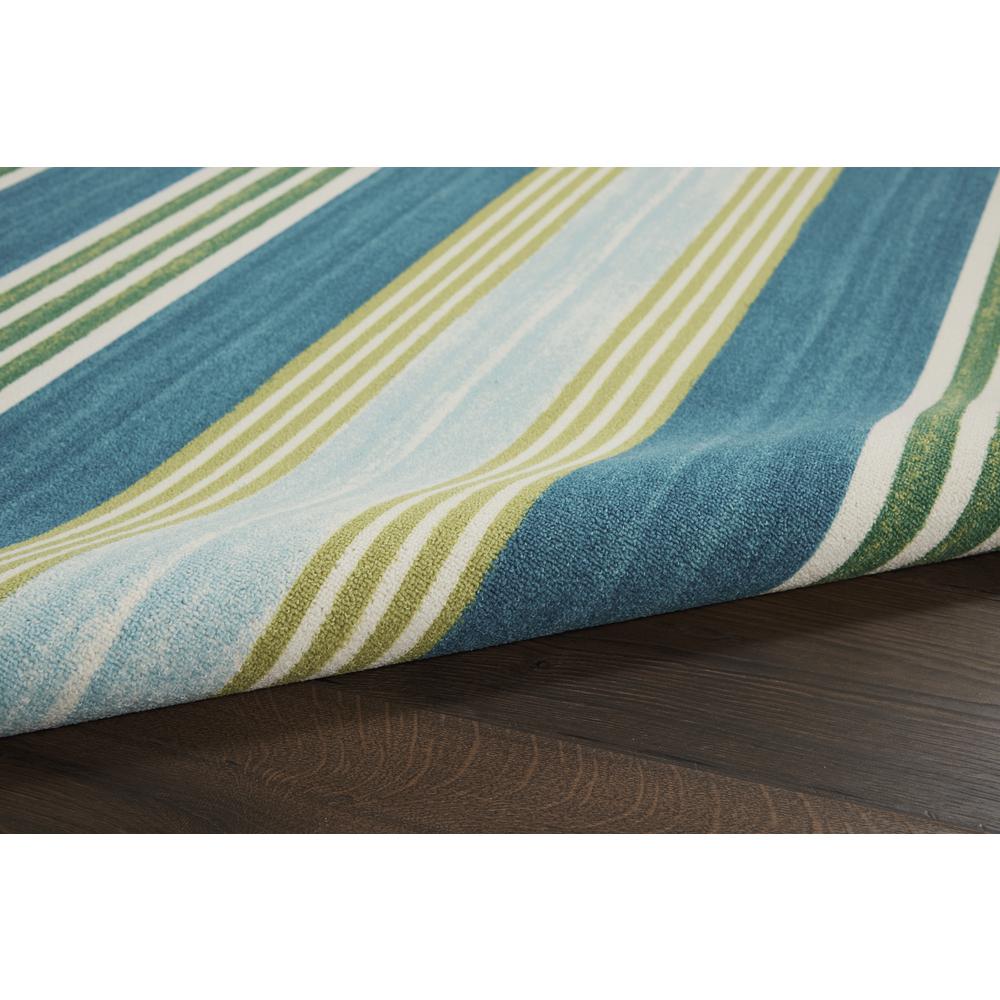 Sun N Shade Area Rug, Green/Teal, 5'3" x 7'5". Picture 7