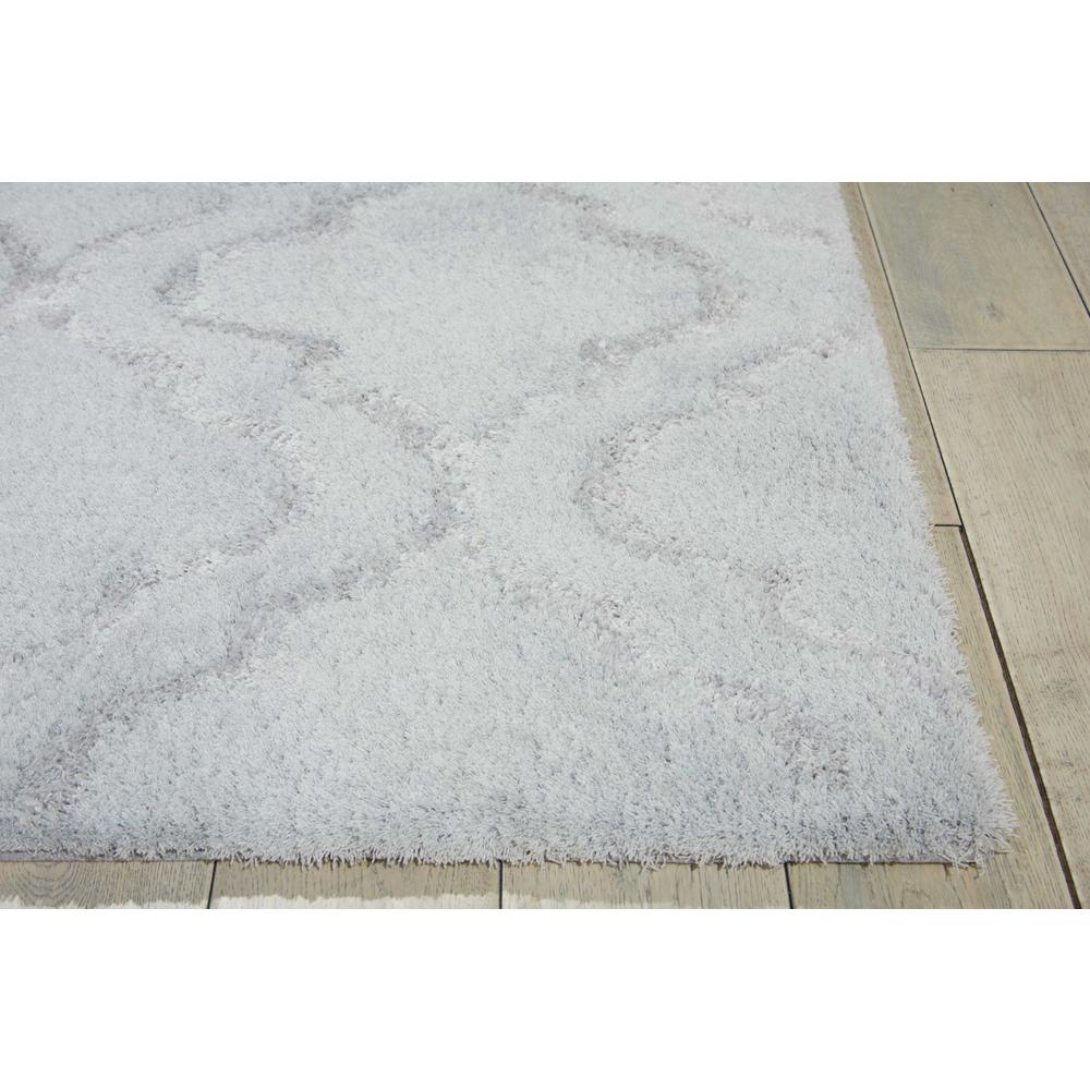 Light & Airy Area Rug, Light Grey, 5' x 7'. Picture 3