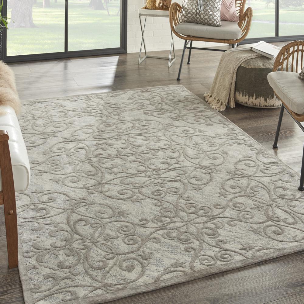 Damask Area Rug, Ivory/Grey, 5' x 7'. Picture 2