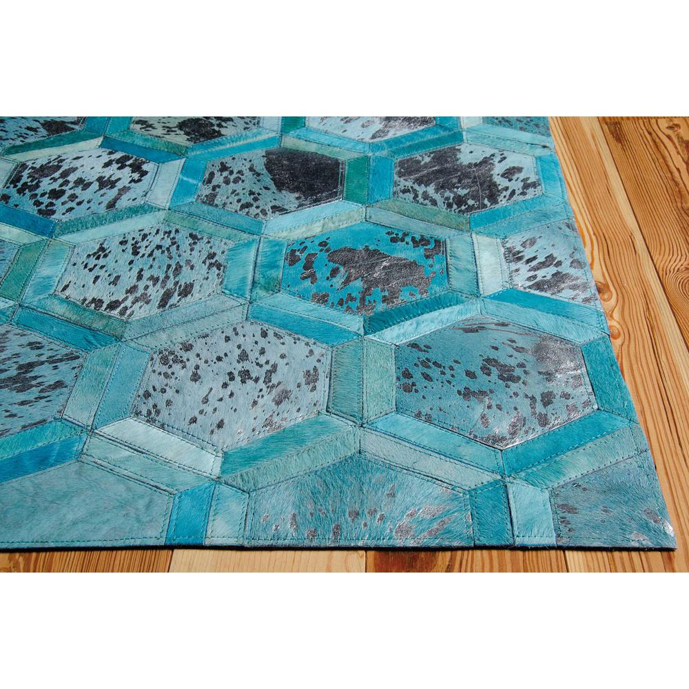 City Chic Area Rug, Turquoise, 8' x 10'. Picture 3