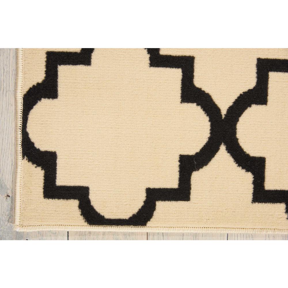 Grafix Area Rug, Cream/Black, 5'3" x 7'3". Picture 3