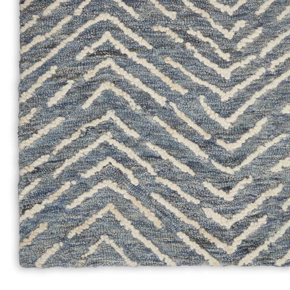 Modern Rectangle Area Rug, 4' x 6'. Picture 5