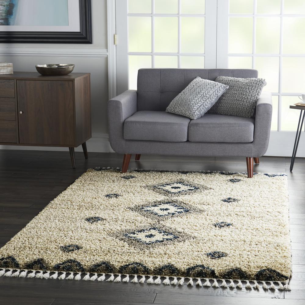Shag Rectangle Area Rug, 4' x 6'. Picture 9