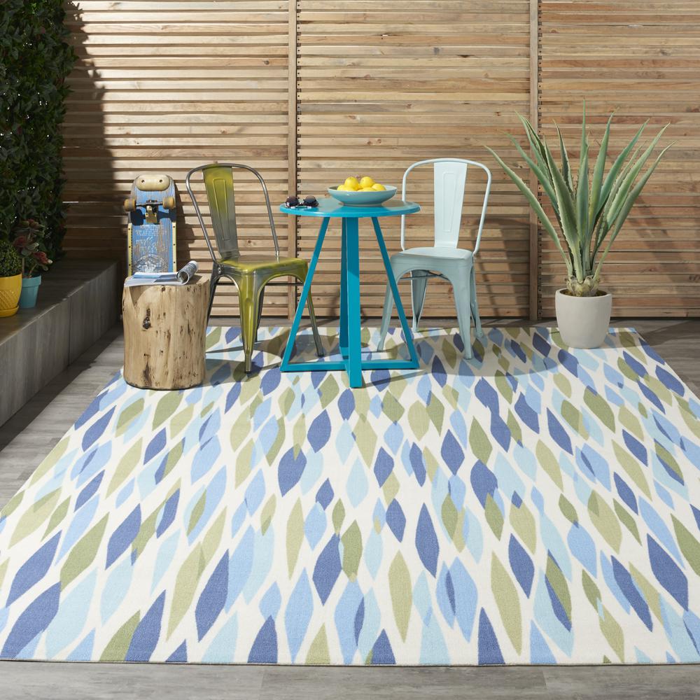 Sun N Shade Area Rug, Seaglass, 10' x 13'. Picture 8