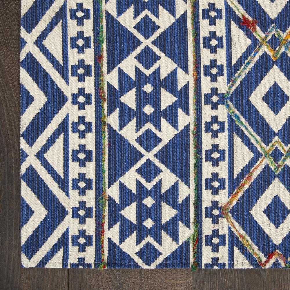 CAN01 Canton Blue Area Rug- 2'3" x 3'9". Picture 4