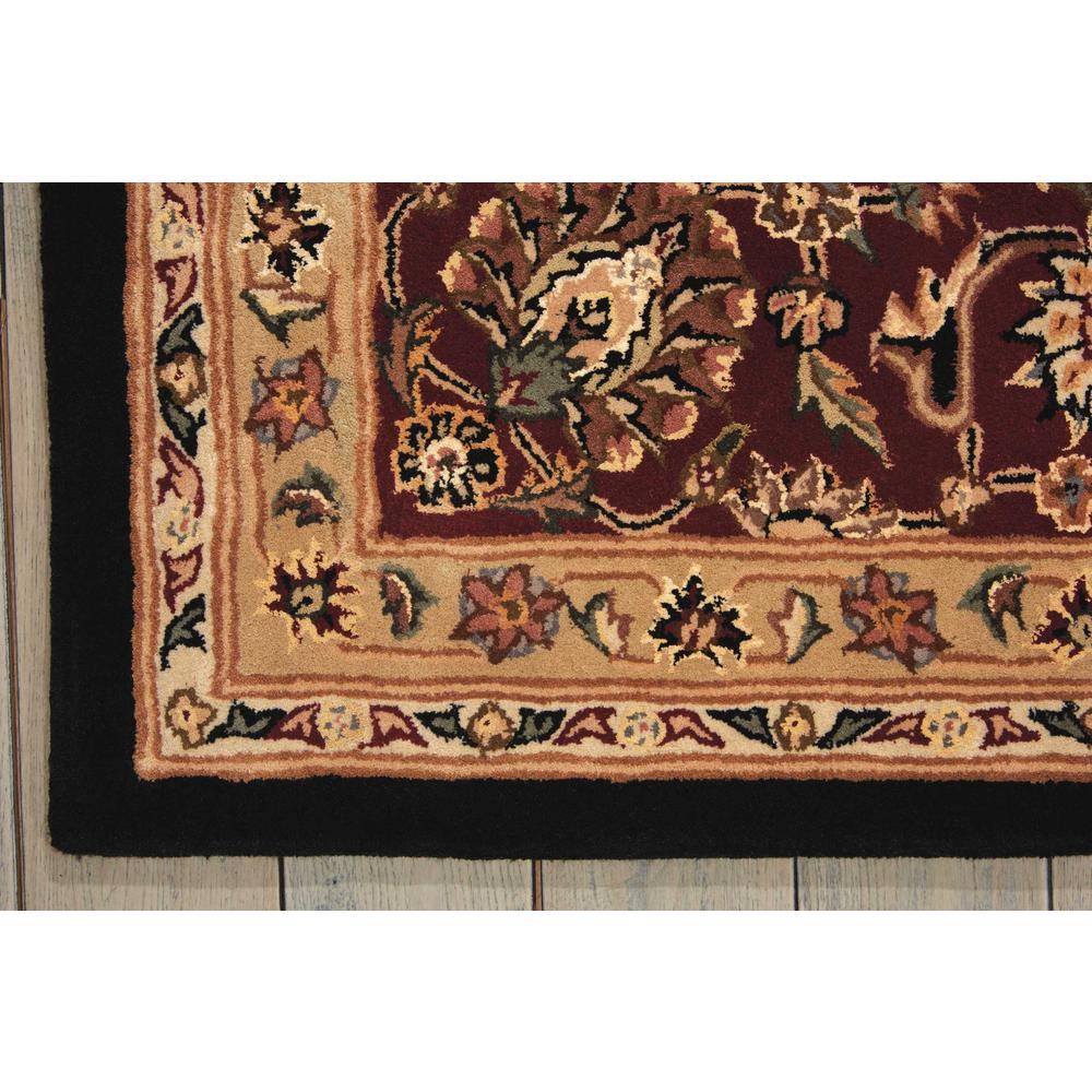 Traditional Rectangle Area Rug, 6' x 9'. Picture 3