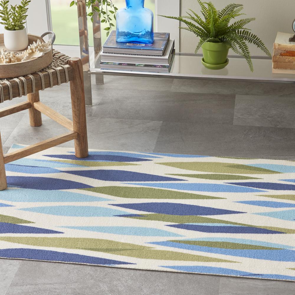 Sun N' Shade Area Rug. Picture 7