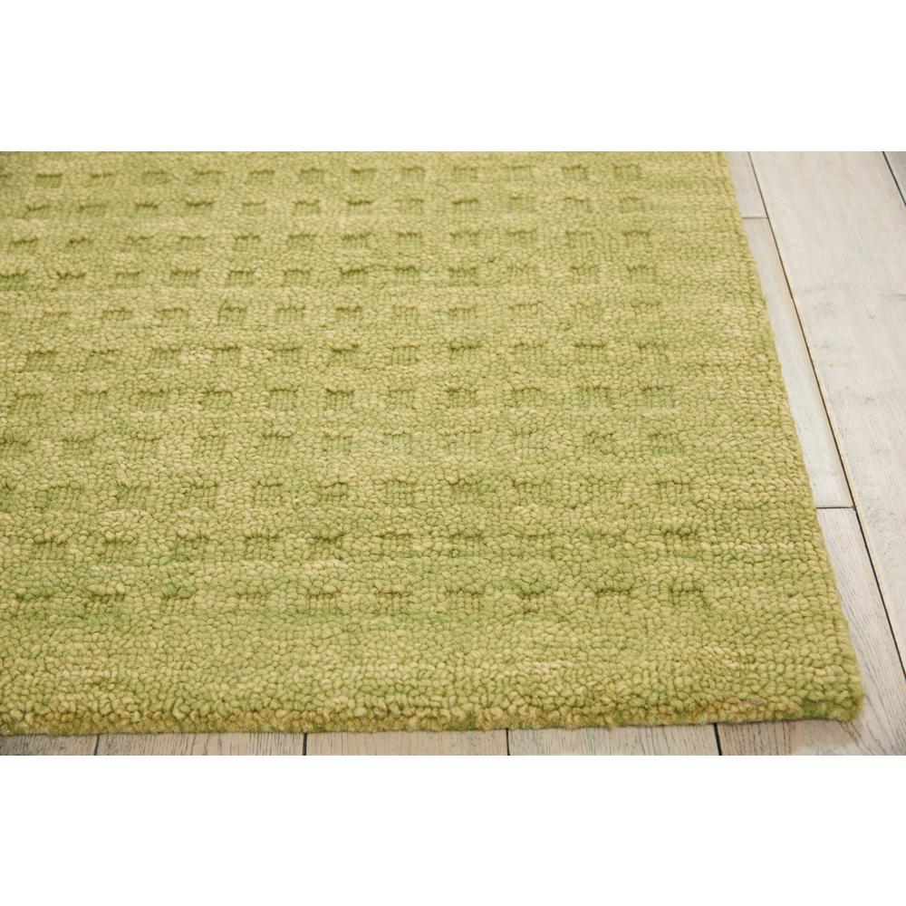 Perris Area Rug, Green, 3'9" x 5'9". Picture 3
