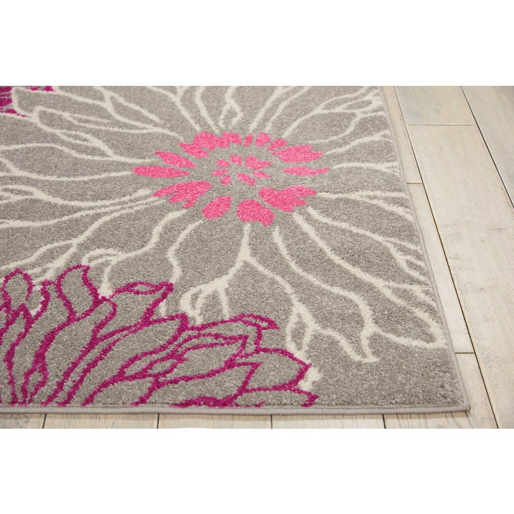 Passion Area Rug, Grey, 5'3" x 7'3". Picture 3