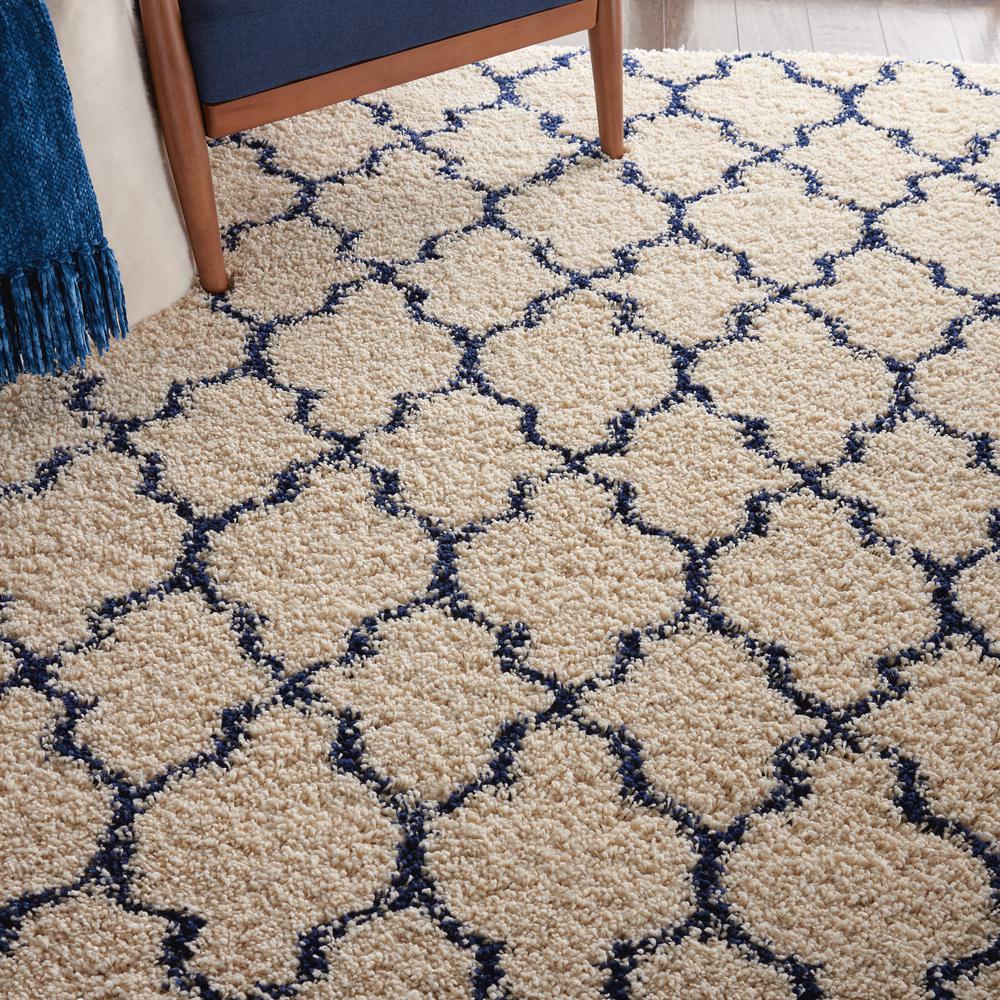 Amore Area Rug, Ivory/Blue, 5'3" x 7'5". Picture 8