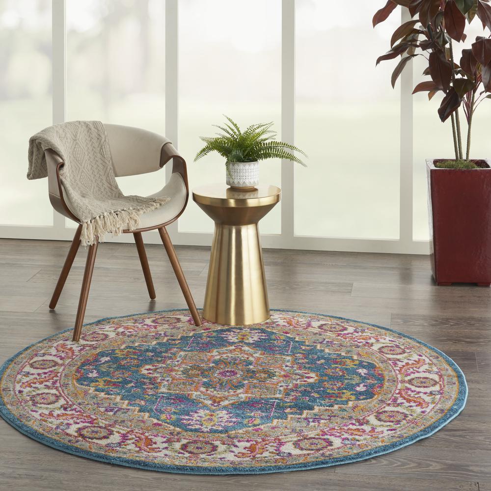 Bohemian Round Area Rug, 4' x Round. Picture 10