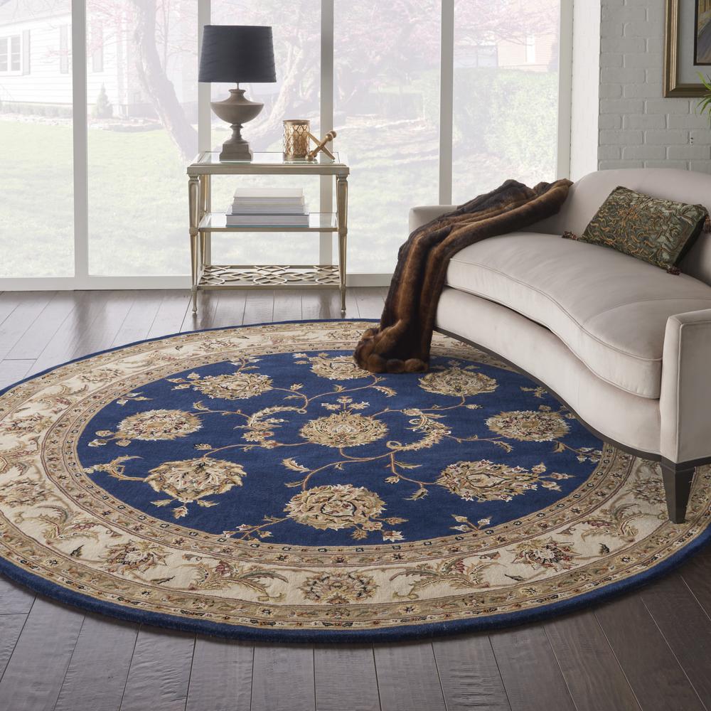 Traditional Round Area Rug, 8' x Round. Picture 10