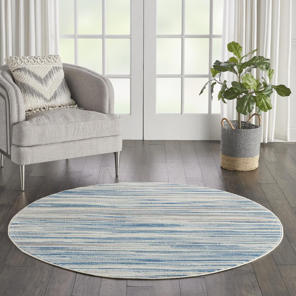 Jubilant Area Rug, Blue, 5'3" x ROUND. Picture 4