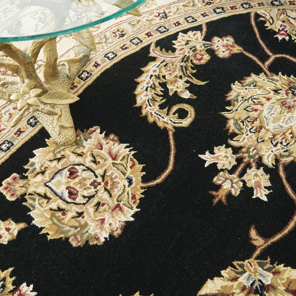 Oval Traditional Handmade Area Rug. Picture 8