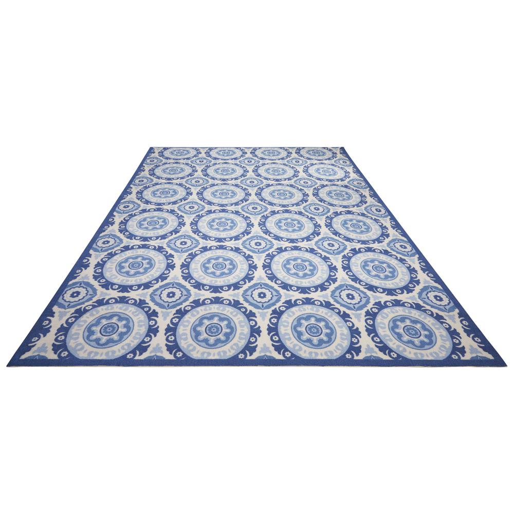 Sun N Shade Area Rug, Navy, 10' x 13'. Picture 3