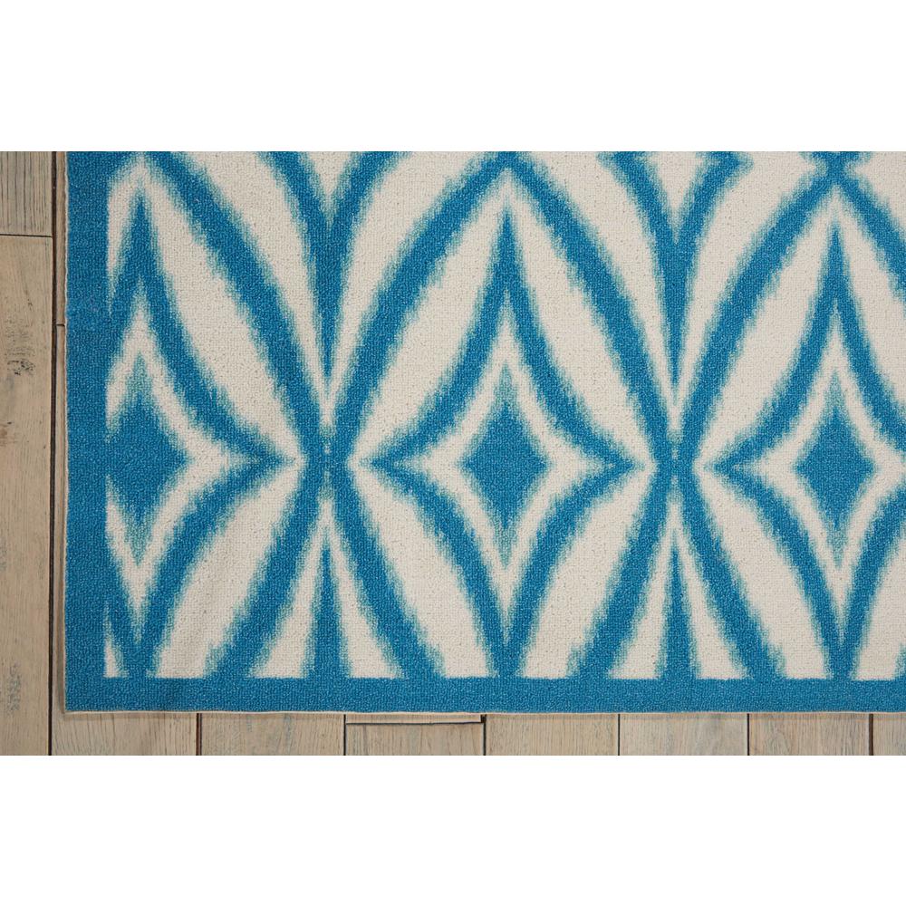 Sun N Shade Area Rug, Azure, 10' x 13'. Picture 4