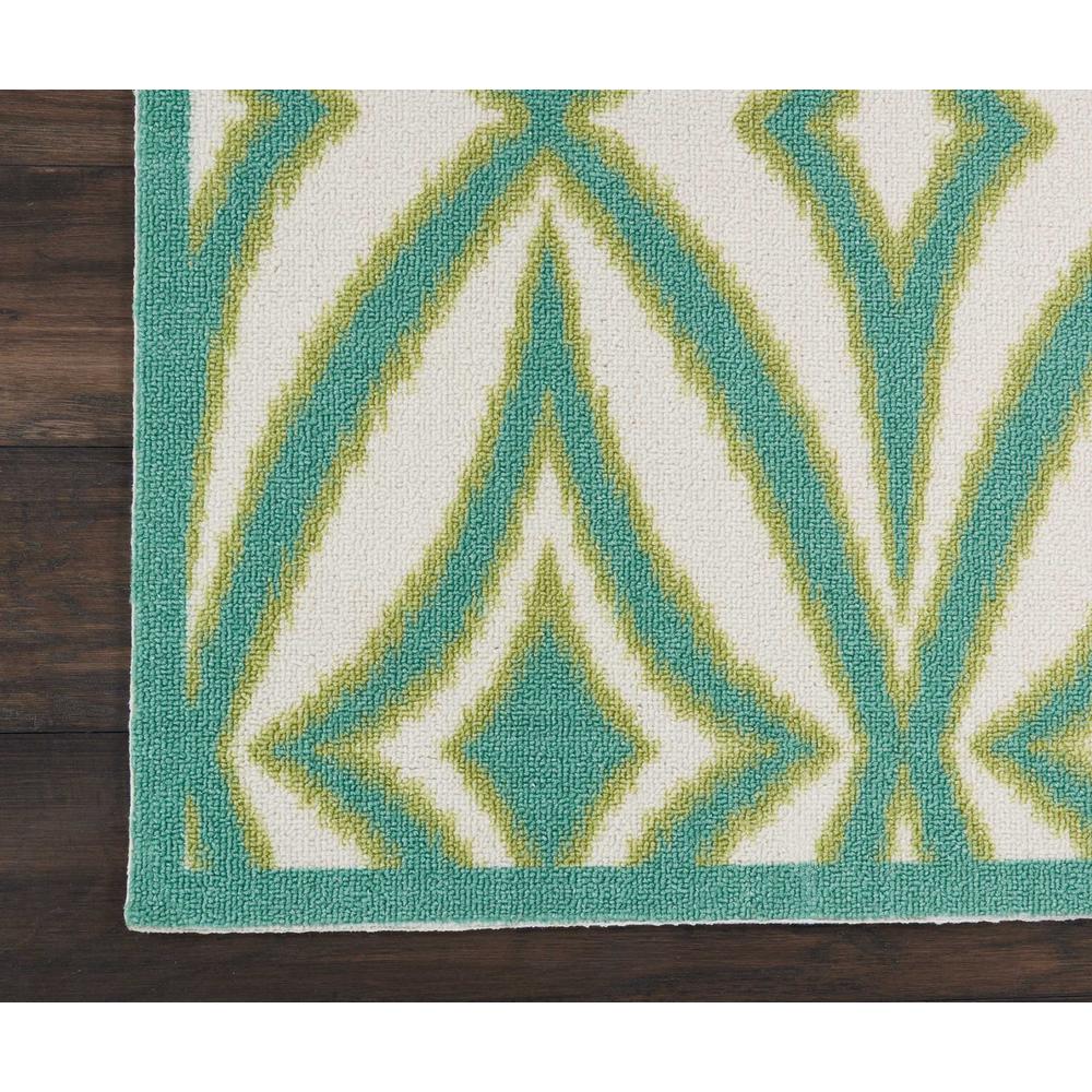 Sun N Shade Area Rug, Carnival, 2'3" x 8'. Picture 5
