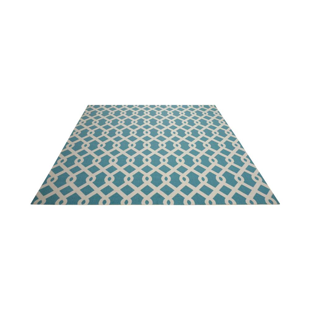 Sun N Shade Area Rug, Poolside, 5'3" x 5'3" SQUARE. Picture 3