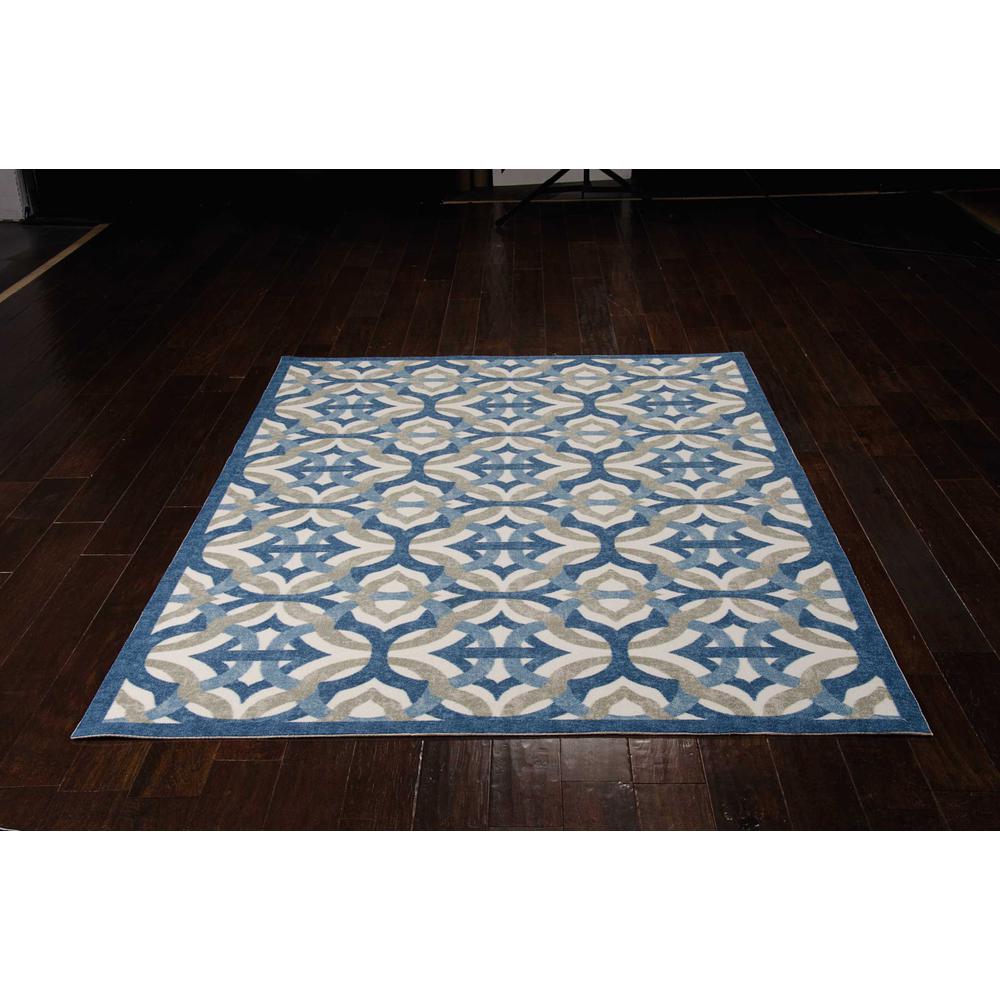 Sun N Shade Area Rug, Celestial, 7'9" x 10'10". Picture 3