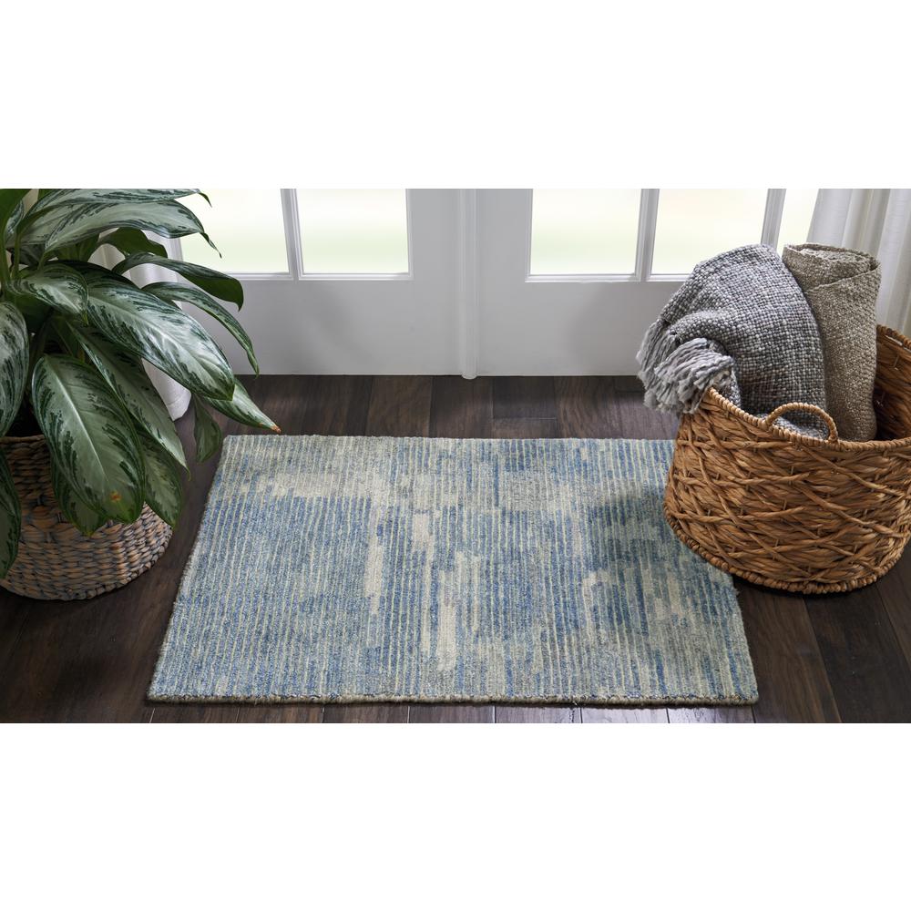 Modern Rectangle Area Rug, 2' x 3'. Picture 3