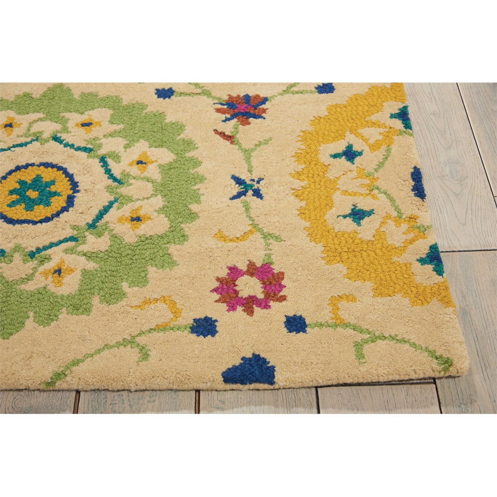 Suzani Ivory Area Rug. Picture 3