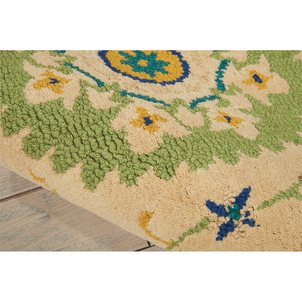 Suzani Ivory Area Rug. Picture 4