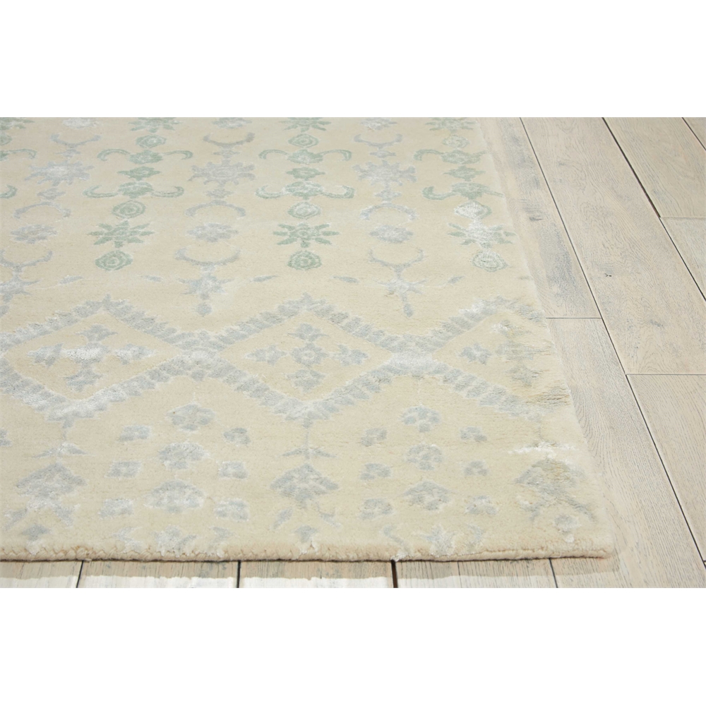 Symphony Ivory Area Rug. Picture 3