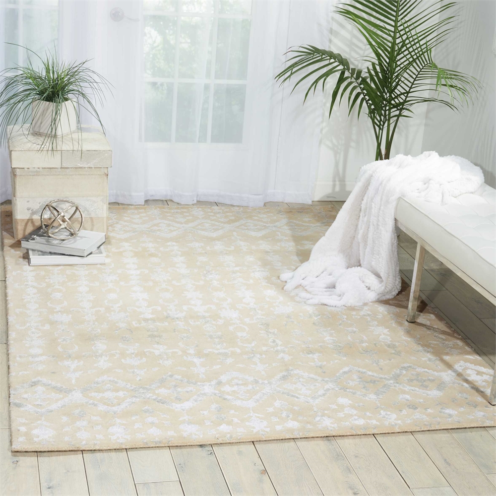 Symphony Ivory Area Rug. Picture 4