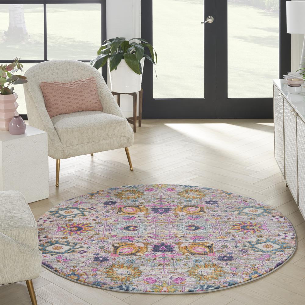 Bohemian Round Area Rug, 5' x Round. Picture 9